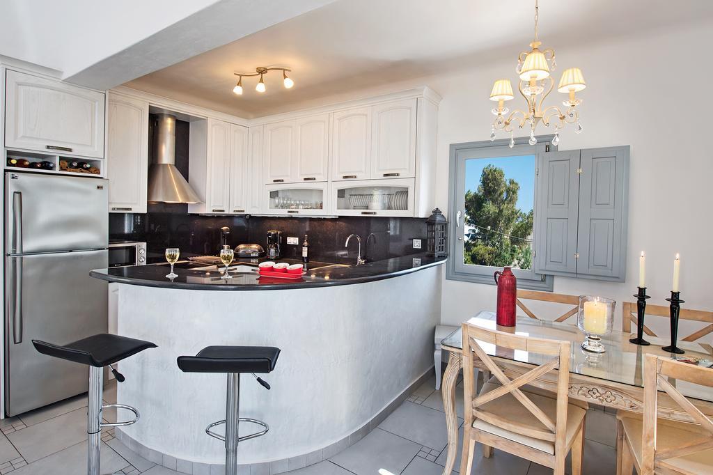 Felicity Luxury Villas Kamari  Ngoại thất bức ảnh