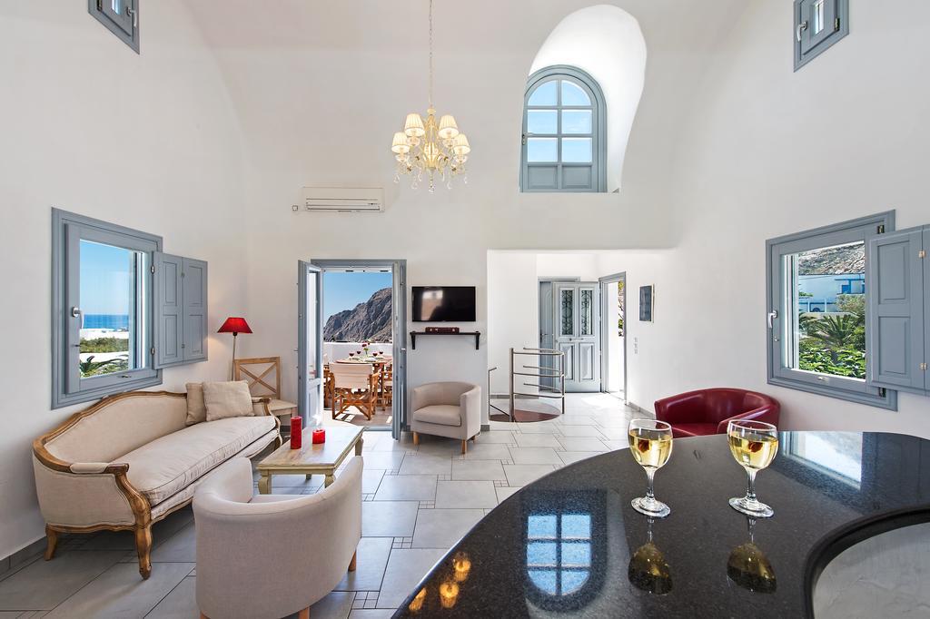 Felicity Luxury Villas Kamari  Phòng bức ảnh