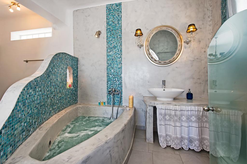Felicity Luxury Villas Kamari  Phòng bức ảnh