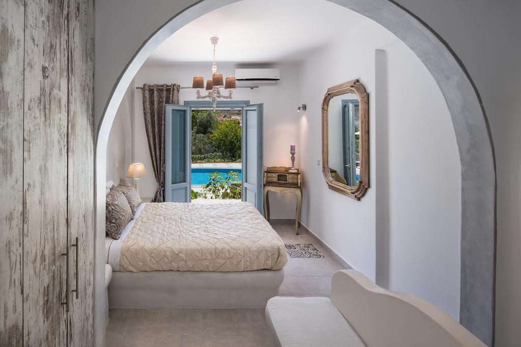 Felicity Luxury Villas Kamari  Ngoại thất bức ảnh