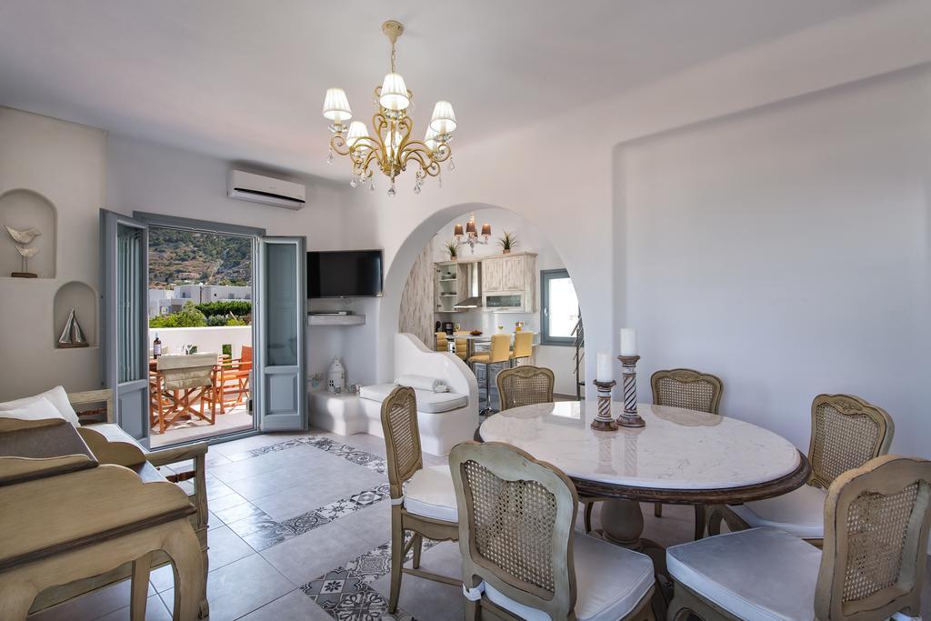 Felicity Luxury Villas Kamari  Ngoại thất bức ảnh